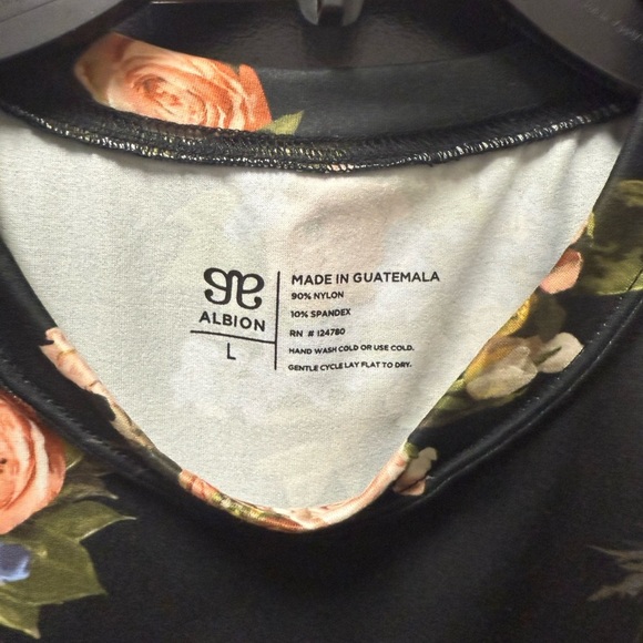 Albion Fit Venus Tank Top Rose Floral Black Size Large - Picture 2 of 4